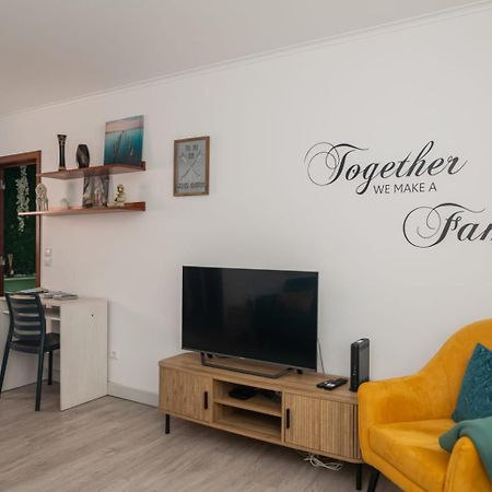 Family Friendly Azorean Apartment Ponta Delgada Exterior foto
