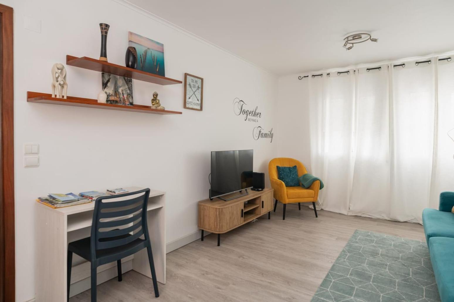 Family Friendly Azorean Apartment Ponta Delgada Exterior foto